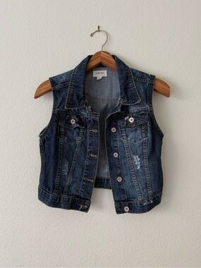 C'est Toi Women’s Distressed Crop Denim Vest in Dark Blue Size S